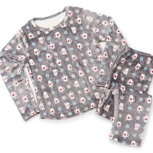 PJ ESSENTIALS fleece pajama set